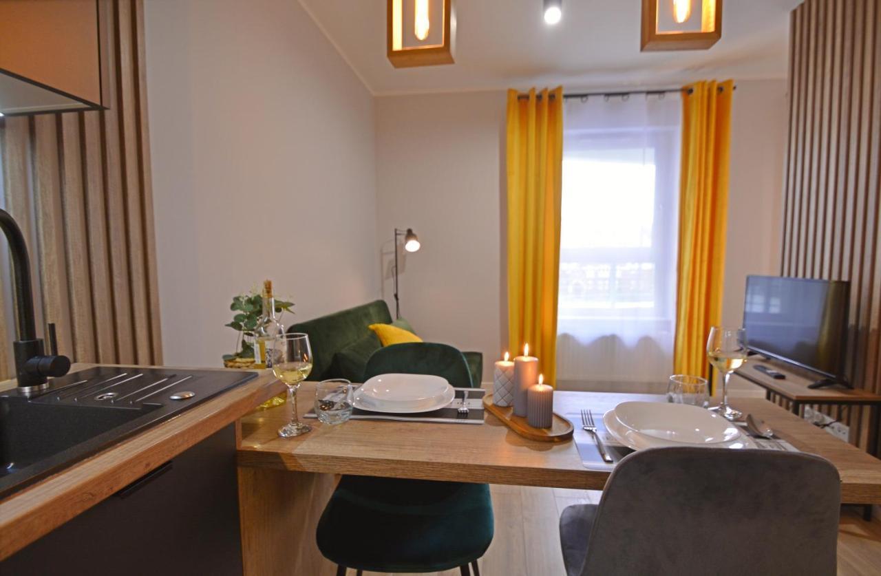 Apartamenty Bryza - Osiedle Sun Towers 38-39, Parking W Garazu سفينويتشي المظهر الخارجي الصورة