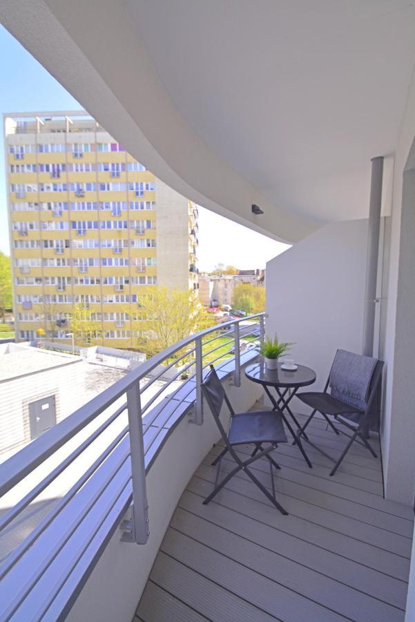 Apartamenty Bryza - Osiedle Sun Towers 38-39, Parking W Garazu سفينويتشي المظهر الخارجي الصورة